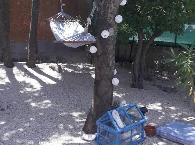 House Nada 펜션 코츌라