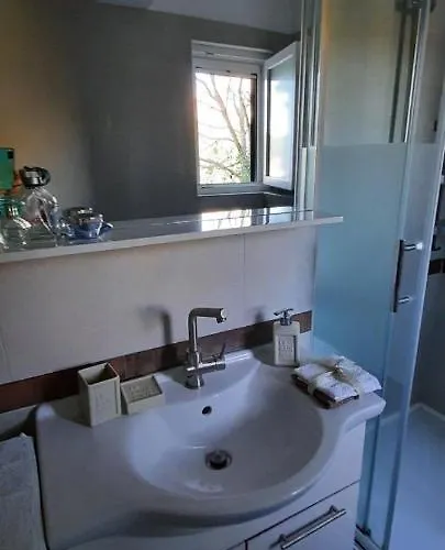 House Nada 펜션 코츌라