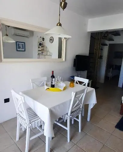 House Nada * 코츌라